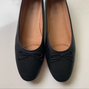 Madewell black leather ballet flats